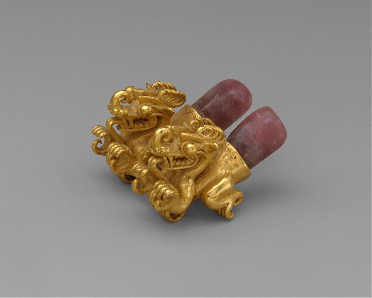 Double crocodile pendant, Coclé (Macaracas) artist, Gold, tourmaline, Coclé (Macaracas)